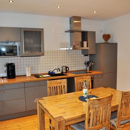 Apartmenthaus Am Zimmerplatz Hofheim am Taunus Exterior foto