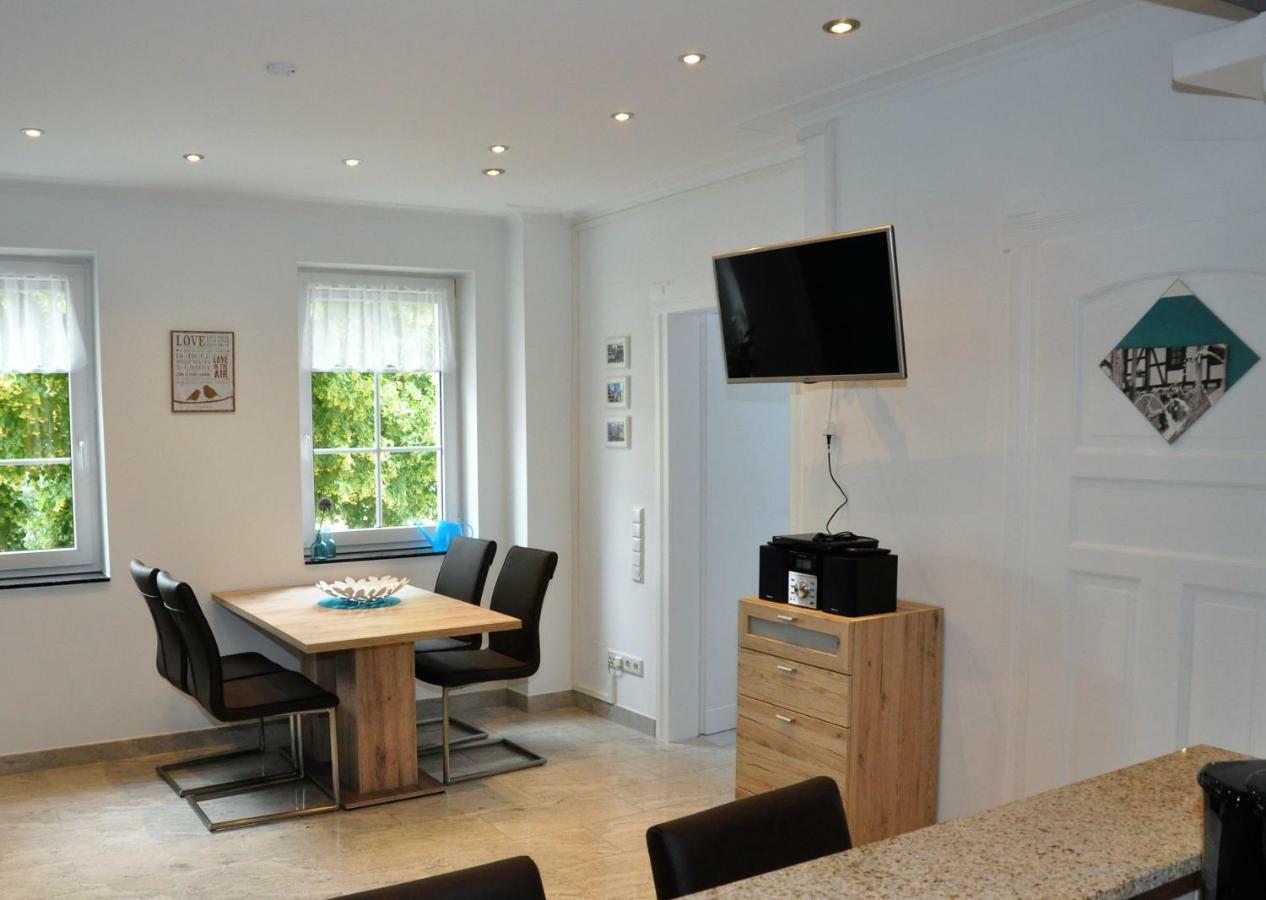 Apartmenthaus Am Zimmerplatz Hofheim am Taunus Exterior foto